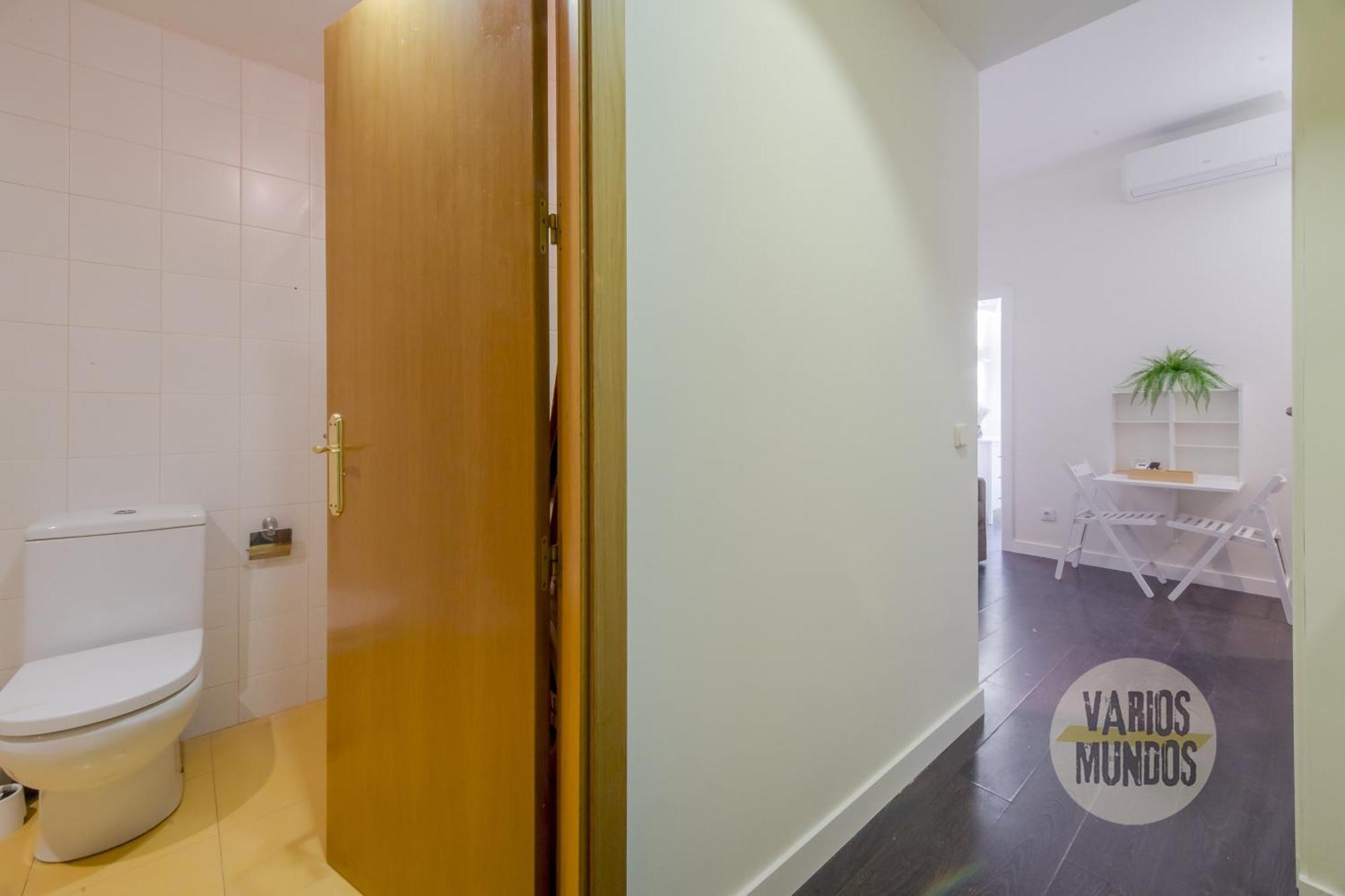 Confortable Apt Para 3 Pax A 1 Min De Gran Via Madrid Exteriör bild