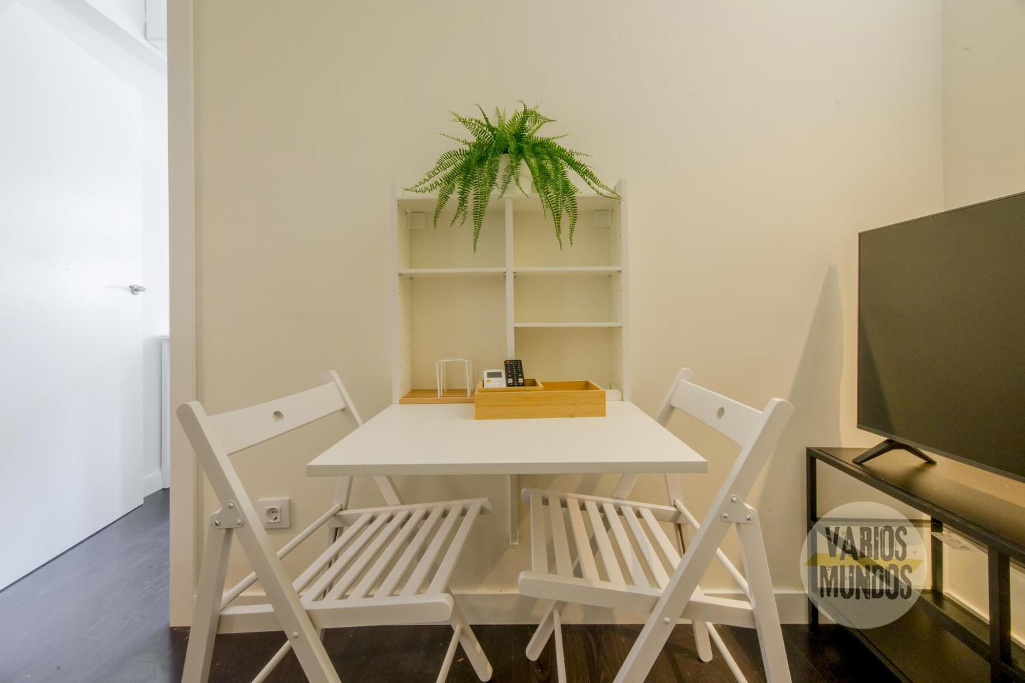 Confortable Apt Para 3 Pax A 1 Min De Gran Via Madrid Exteriör bild