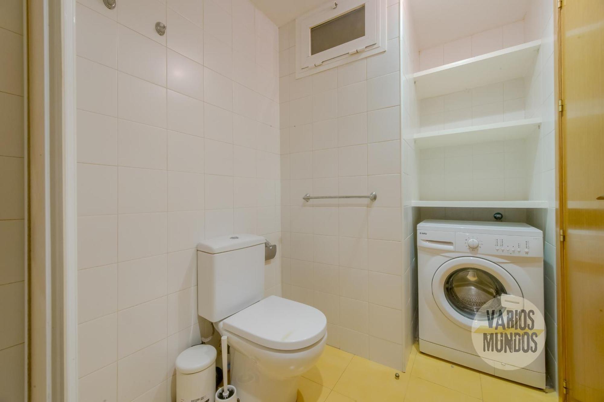 Confortable Apt Para 3 Pax A 1 Min De Gran Via Madrid Exteriör bild