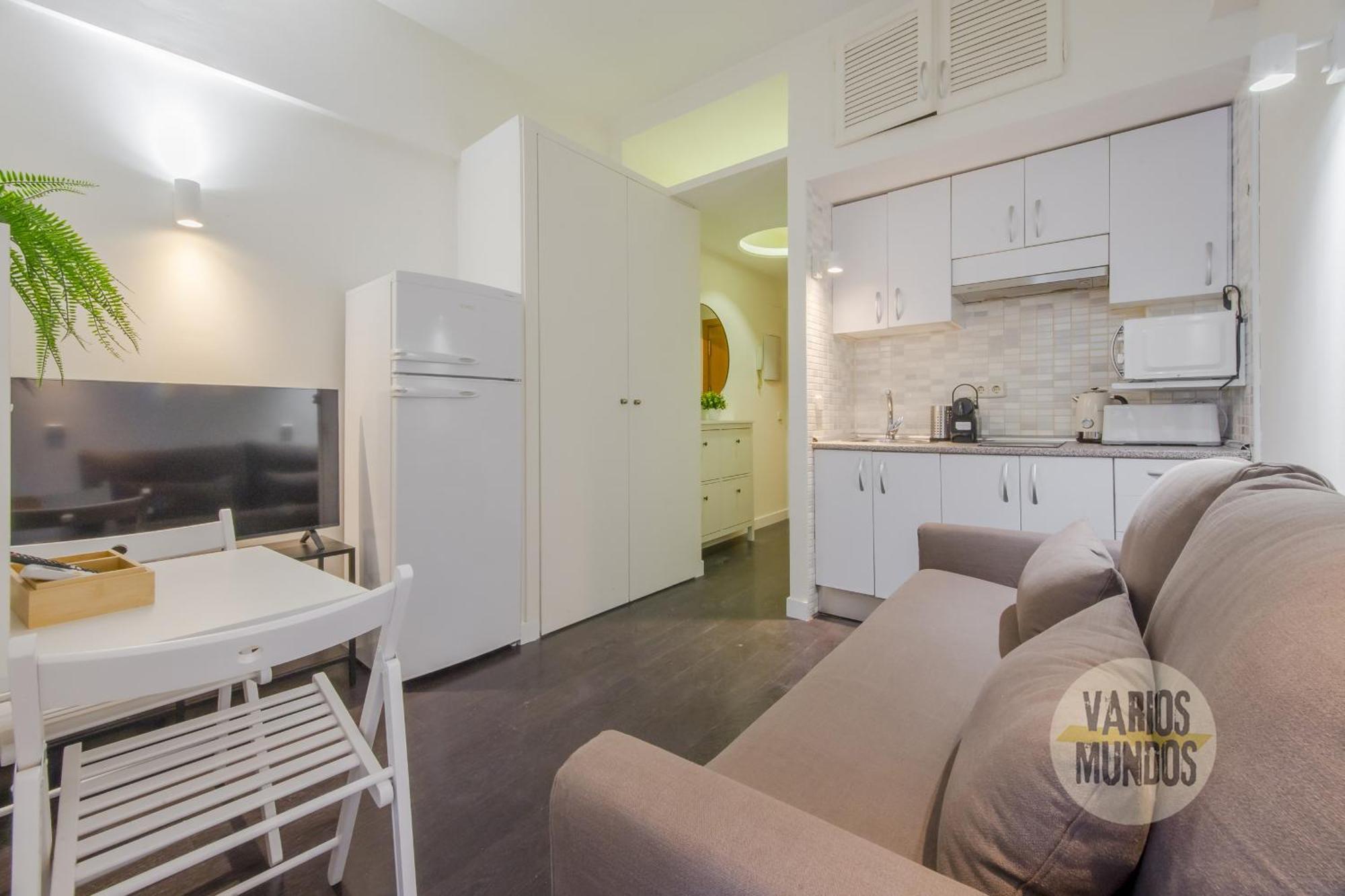 Confortable Apt Para 3 Pax A 1 Min De Gran Via Madrid Exteriör bild